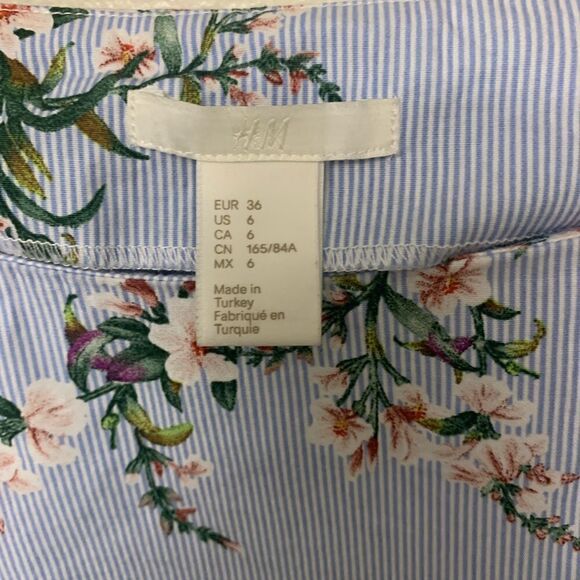 H&M blouse   - Picture 5 of 8